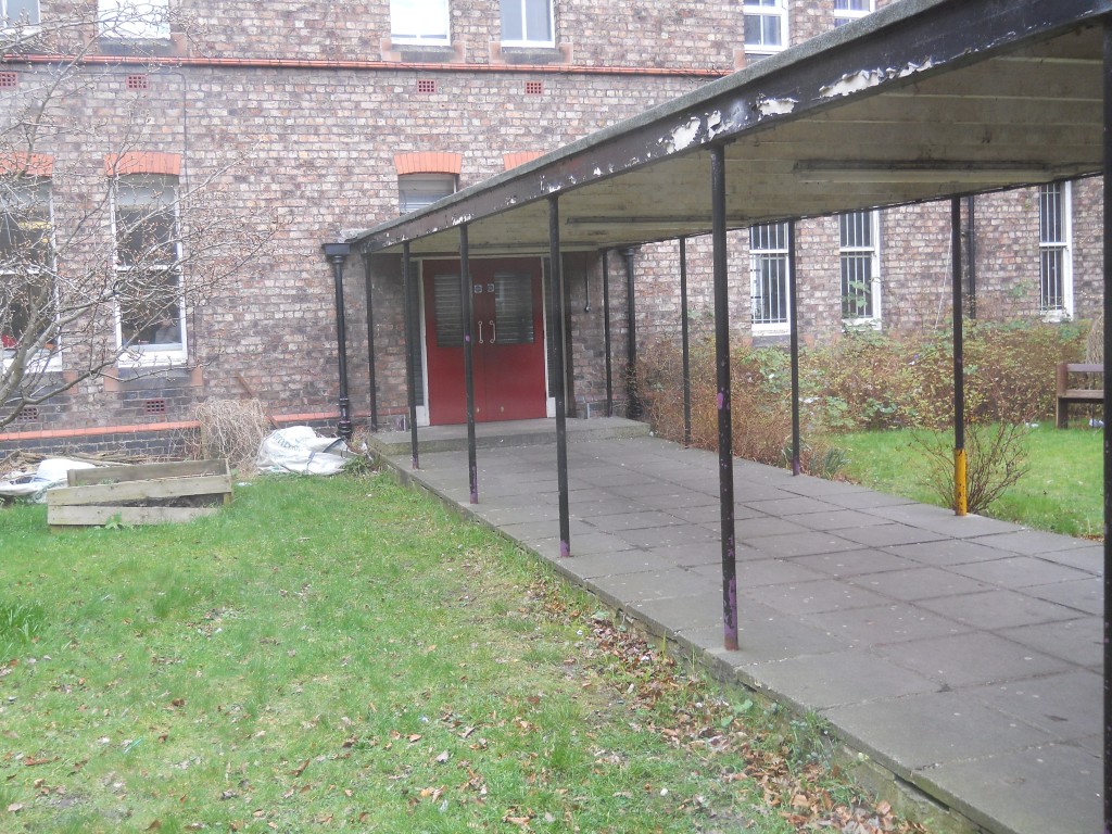 Walkway to arts block and headmaster's office